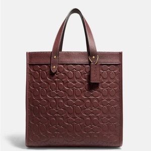 NEW Coach 💯 Authentic Signature Field Tote in Wine crossBag, shoulder purse